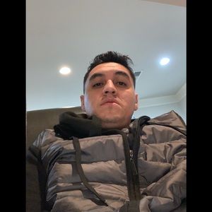 Meet your Posher, Jonathan